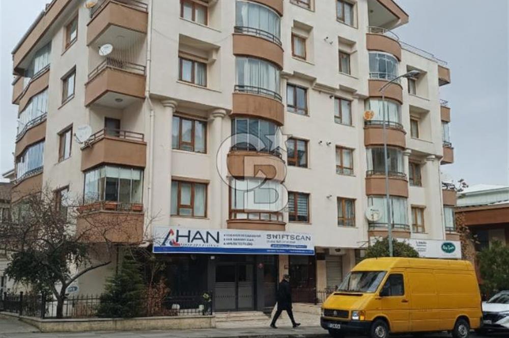 ÇANKAYA-ATA MAH. ÖVEÇLER KABİL CADDESİNDE SATILIK DÜKKAN&MAĞAZA