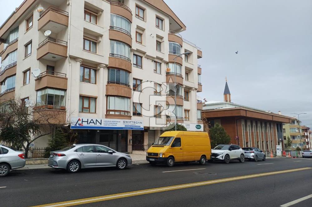 ÇANKAYA-ATA MAH. ÖVEÇLER KABİL CADDESİNDE SATILIK DÜKKAN&MAĞAZA