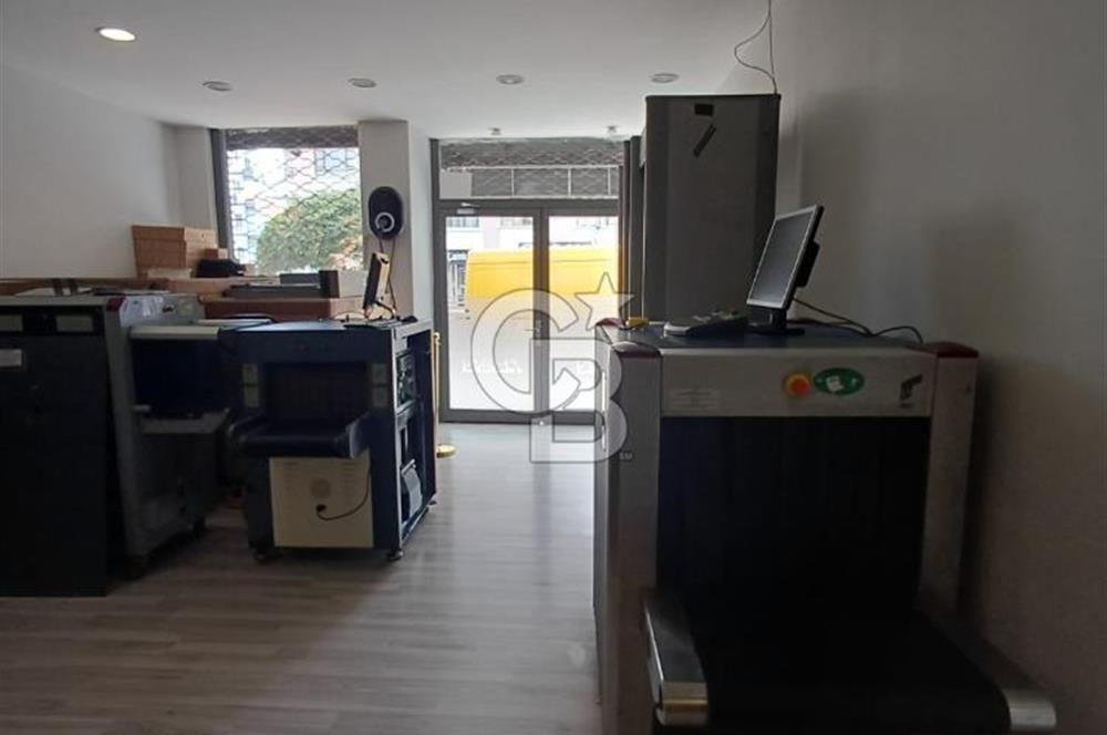 ÇANKAYA-ATA MAH. ÖVEÇLER KABİL CADDESİNDE SATILIK DÜKKAN&MAĞAZA