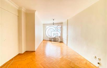 Kazasker Minübüs Caddesi Paralel Sokağında 2+1 Kiralık Ara Kat Daire