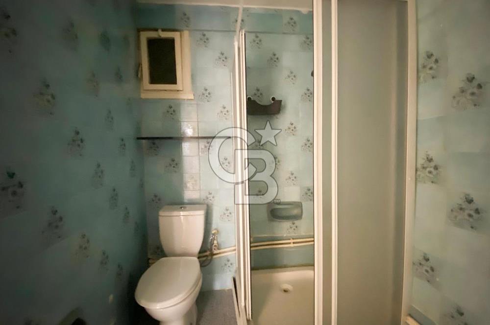 Kazasker Minübüs Caddesi Paralel Sokağında 2+1 Kiralık Ara Kat Daire