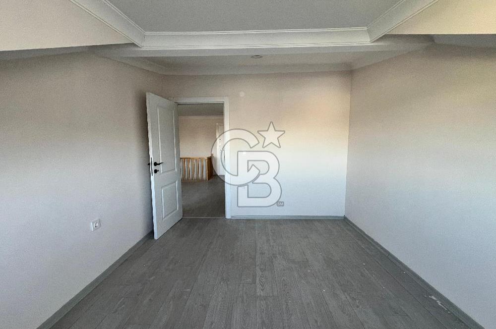 Girne Park Evlerinde Satılık Dubleks Çift Giriş Teraslı Daire