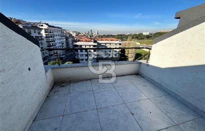 Girne Park Evlerinde Satılık Dubleks Çift Giriş Teraslı Daire