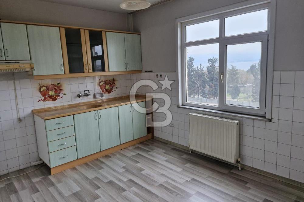 İZMİT ŞEHİR MERKEZİ KOZLUK MAHALLESİNDE KİRALIK 3+1 DAİRE