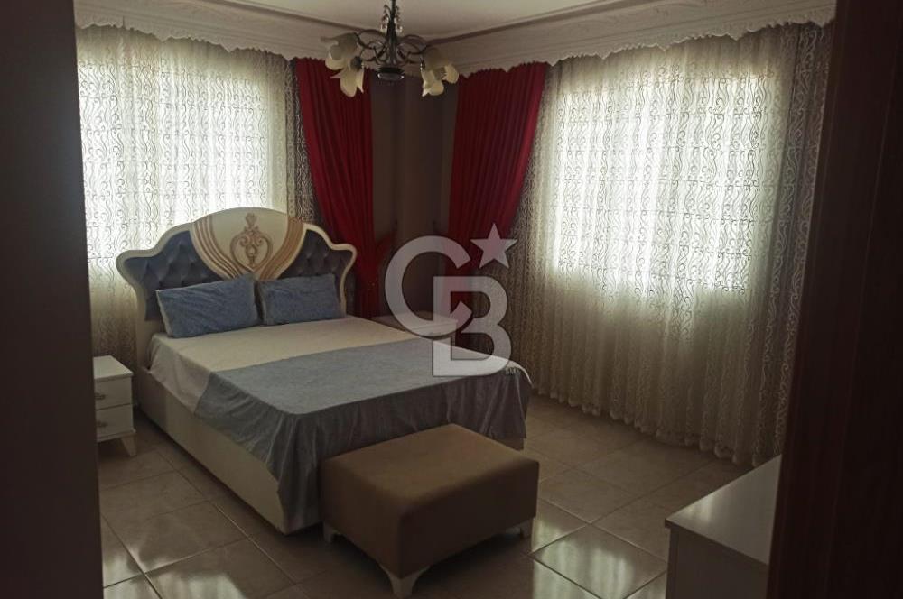 Adana Seyhan Mıdık'ta Satılık Bahçeli Müstakil 3 Katlı Ev