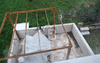 YALOVA ÇINARCIK KORUKÖY DE SİTE İÇİRSİNDE EŞYALI VİLLA