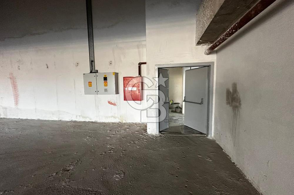 İZMİR YEŞİLDERE YOLU ÜZERİ İZKA DA CADDE CEPHELİ KİRALIK DÜKKAN