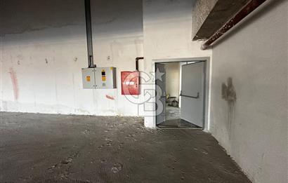 İZMİR YEŞİLDERE YOLU ÜZERİ İZKA DA CADDE CEPHELİ KİRALIK DÜKKAN