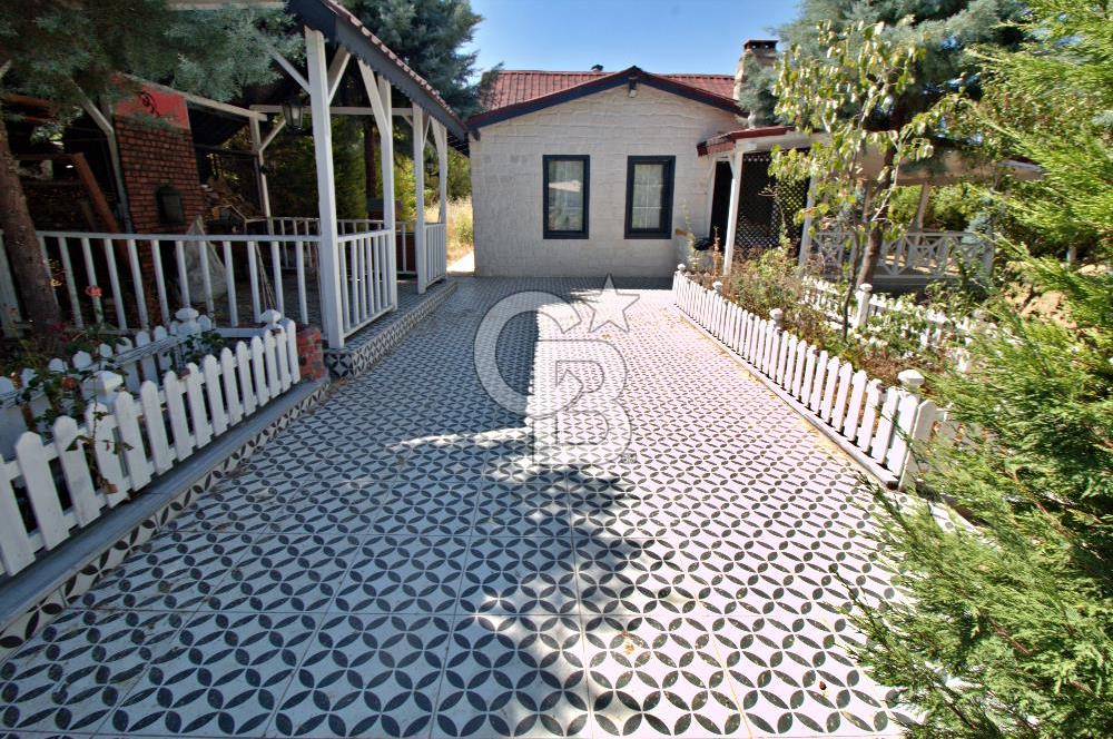 CB OPİA'DAN ELMACIK'TA 975 m² ARSA İÇİNDE SATILIK VİLLA!