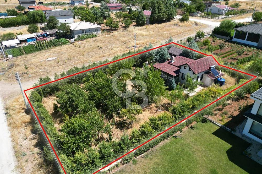 CB OPİA'DAN ELMACIK'TA 975 m² ARSA İÇİNDE SATILIK VİLLA!