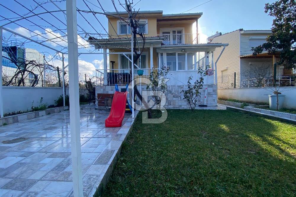 ÇANAKKALE YAPILDAK SALTIKTA FULL EŞYALI SATILIK 3+1 VİLLA