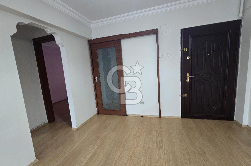 MUSELAND EVRENİN'DE BORNOVA MERKEZDE BAKIMLI ASANSÖRLÜ 2+1 DAİRE