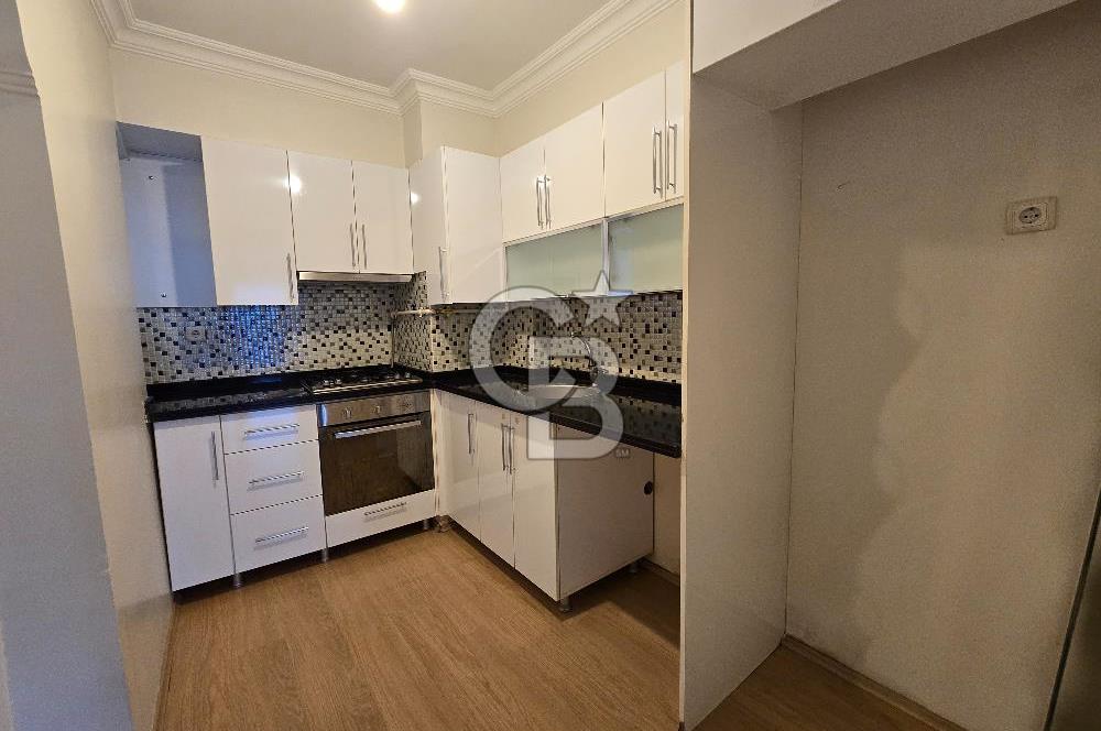 MUSELAND EVRENİN'DE BORNOVA MERKEZDE BAKIMLI ASANSÖRLÜ 2+1 DAİRE