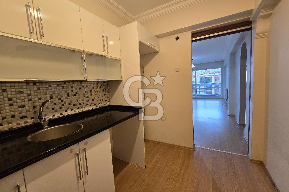 MUSELAND EVRENİN'DE BORNOVA MERKEZDE BAKIMLI ASANSÖRLÜ 2+1 DAİRE