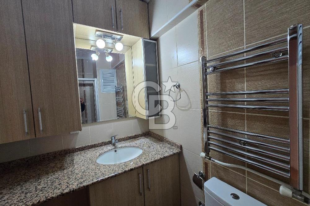 MUSELAND EVRENİN'DE BORNOVA MERKEZDE BAKIMLI ASANSÖRLÜ 2+1 DAİRE