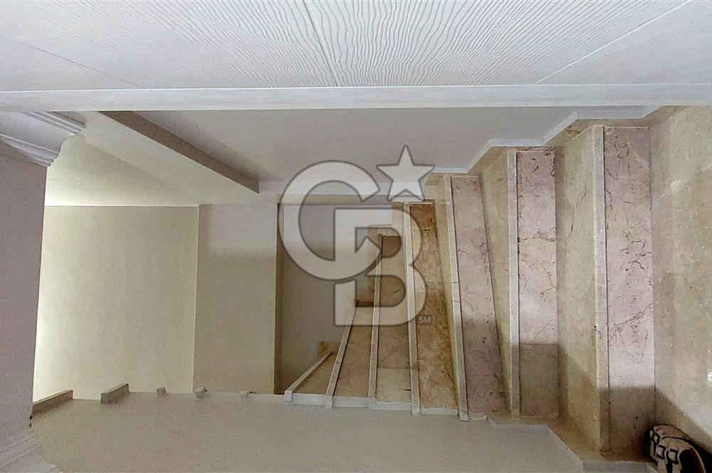 Sancaktepe Safa Mahallesi Manzaralı 5+1 Daire