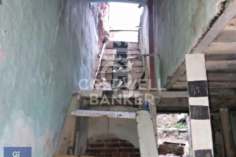 AYVALIKTA TARİHİ DOKUSU KORUNMUŞ RESTORASYONA UYGUN TAŞ EV