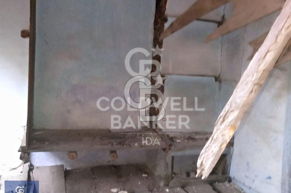 AYVALIKTA TARİHİ DOKUSU KORUNMUŞ RESTORASYONA UYGUN TAŞ EV