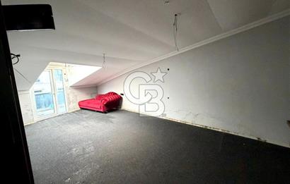 Sultanbeyli Belediye Binası Karşısında Kiralık Ofis Katı