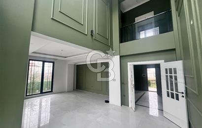 Başiskele Seymen'de Hürriyet cd.Üzerinde Satılık 4+1 Villa