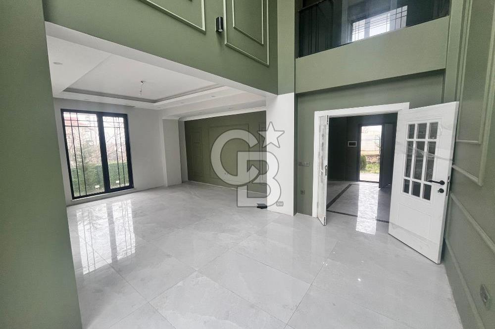 Başiskele Seymen'de Hürriyet cd.Üzerinde Satılık 4+1 Villa