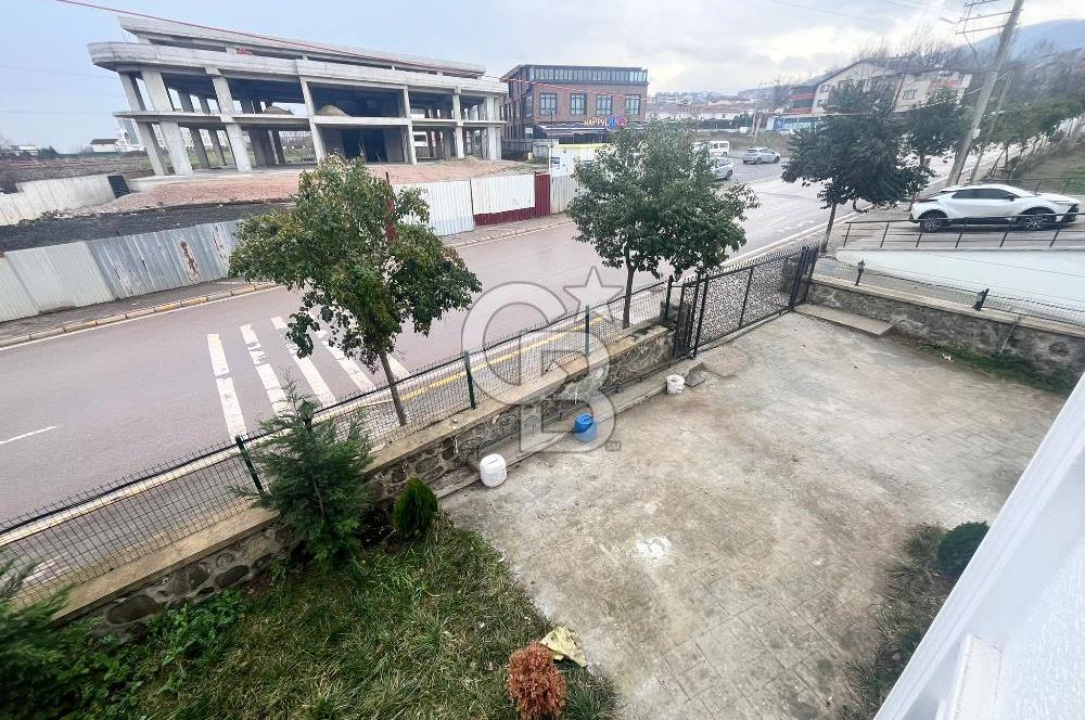 Başiskele Seymen'de Hürriyet cd.Üzerinde Satılık 4+1 Villa