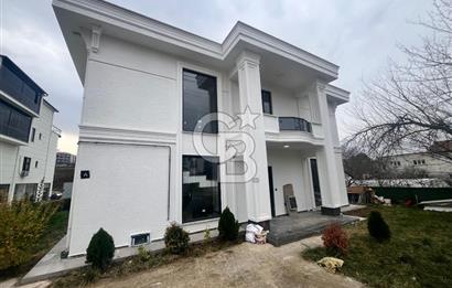 Başiskele Seymen'de Hürriyet cd.Üzerinde Satılık 4+1 Villa