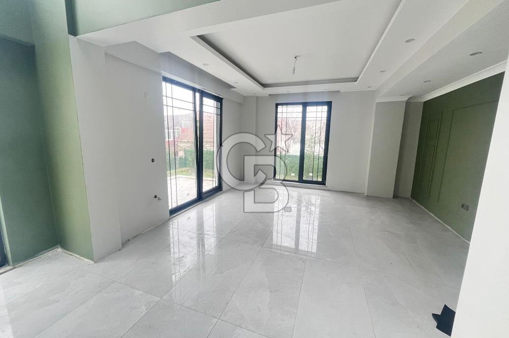 Başiskele Seymen'de Hürriyet cd.Üzerinde Satılık 4+1 Villa