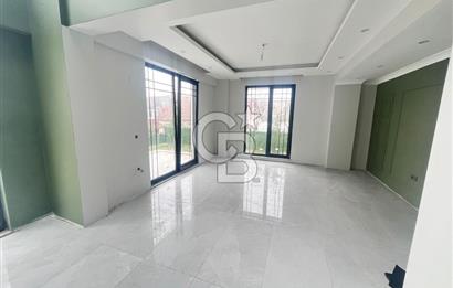 Başiskele Seymen'de Hürriyet cd.Üzerinde Satılık 4+1 Villa