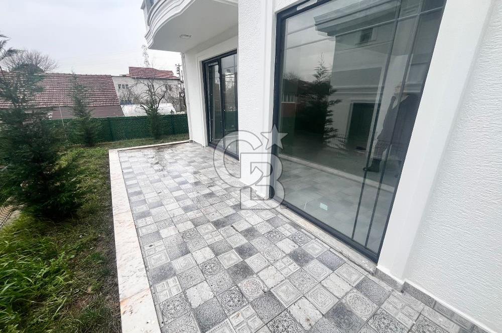 Başiskele Seymen'de Hürriyet cd.Üzerinde Satılık 4+1 Villa