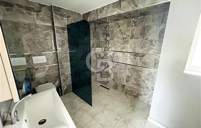 YEŞİL ALTINKENT SİTESİNDE İŞ YERİNE UYGUN FIRSAT KİRALIK VİLLA