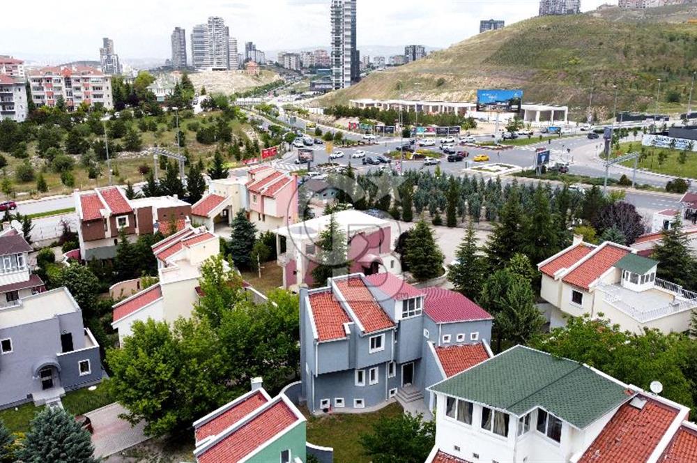 YEŞİL ALTINKENT SİTESİNDE İŞ YERİNE UYGUN FIRSAT KİRALIK VİLLA