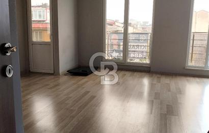 Sümer Caddesi üzerinde 3+1 dubleks kiralık daire