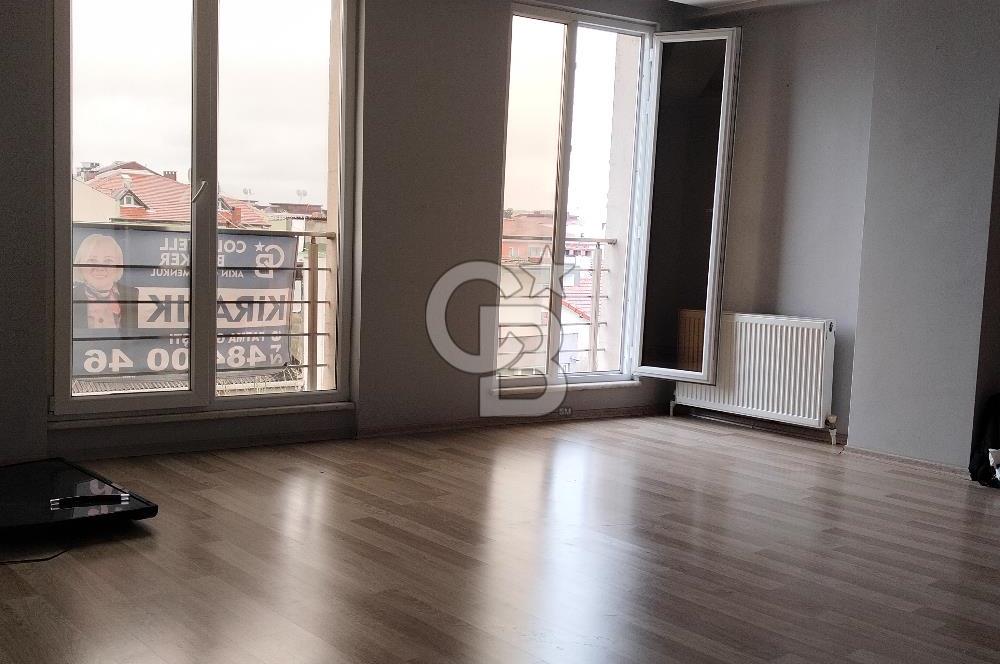Sümer Caddesi üzerinde 3+1 dubleks kiralık daire