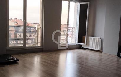 Sümer Caddesi üzerinde 3+1 dubleks kiralık daire