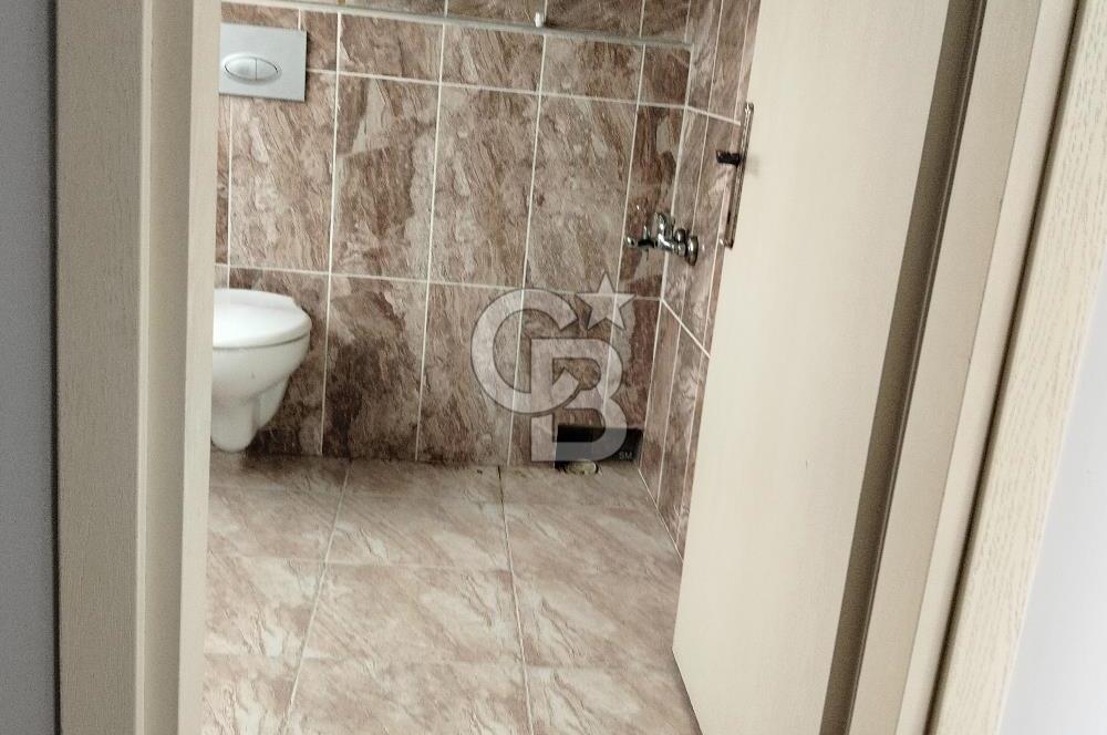 Sümer Caddesi üzerinde 3+1 dubleks kiralık daire