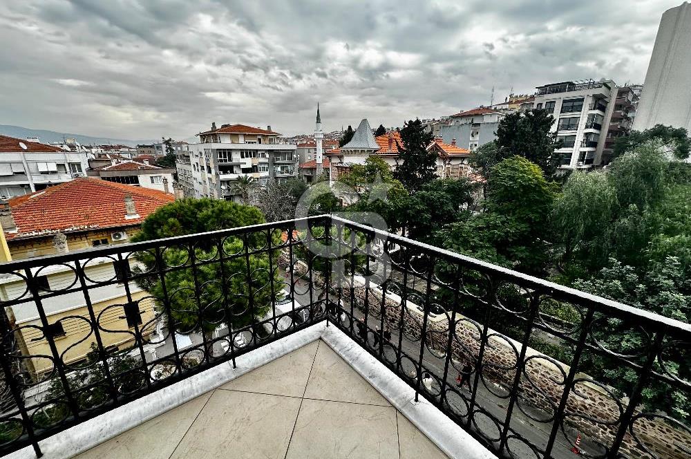 Türk Koleji Yanında Tadilatlı Geniş 130 m2 3+1 Satılık Daire