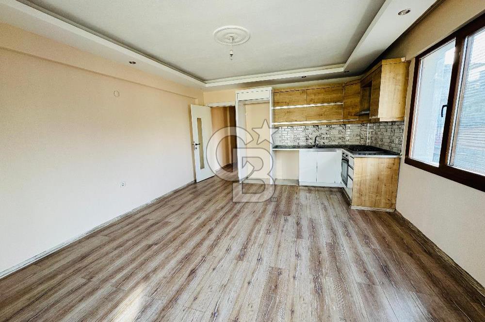 Foça Kazım Dirik Mahallesinde Kiralık 2+1 Daire