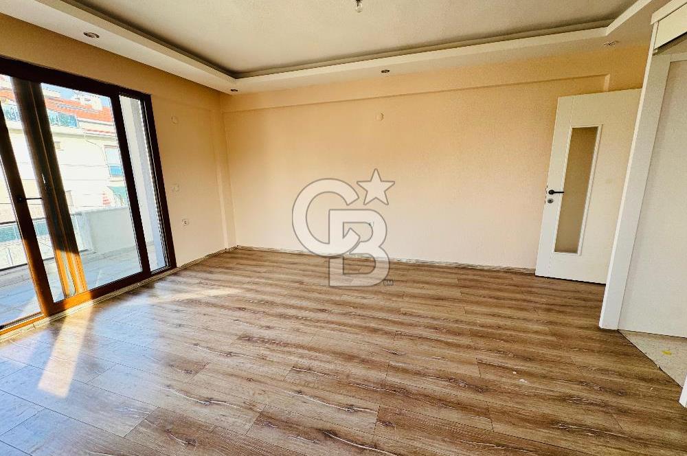 Foça Kazım Dirik Mahallesinde Kiralık 2+1 Daire