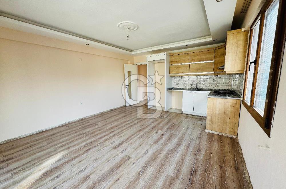 Foça Kazım Dirik Mahallesinde Kiralık 2+1 Daire