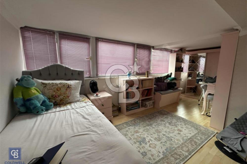 ATAŞEHİR KÜÇÜKBAKKALKÖY'DE EMSALSİZ ÇİFT TAPU DUBLEKS DAİRE