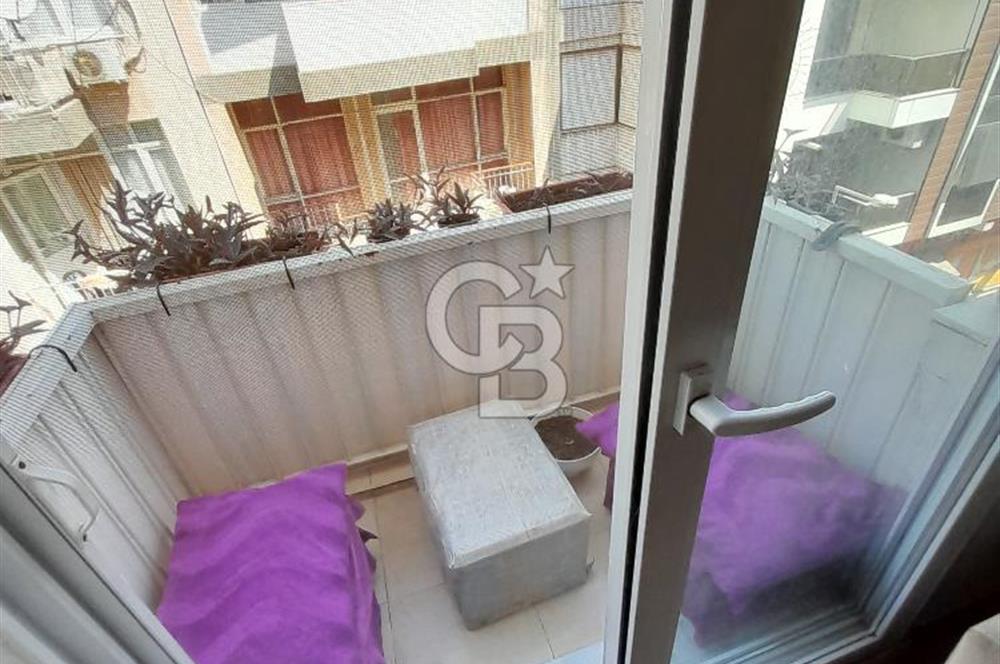 KARŞIYAKA ÇARŞI İÇİNDE FULL EŞYALI 2+1 ÇİFT CEPHELİ DAİRE