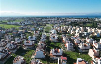 Dikili'nin En Sevilen Sitesinde, Huzur ve Deniz Bir Arada! Satılık Arsa
