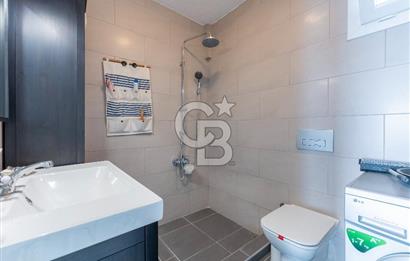 ÇANDARLIDA PANORAMİK DENİZ MANZARALI GENİŞ BAHÇELİ SATILIK VİLLA