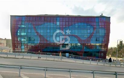 E-5 ÜZERİ 3.711 M2 KOMPLE KİRALIK PLAZA