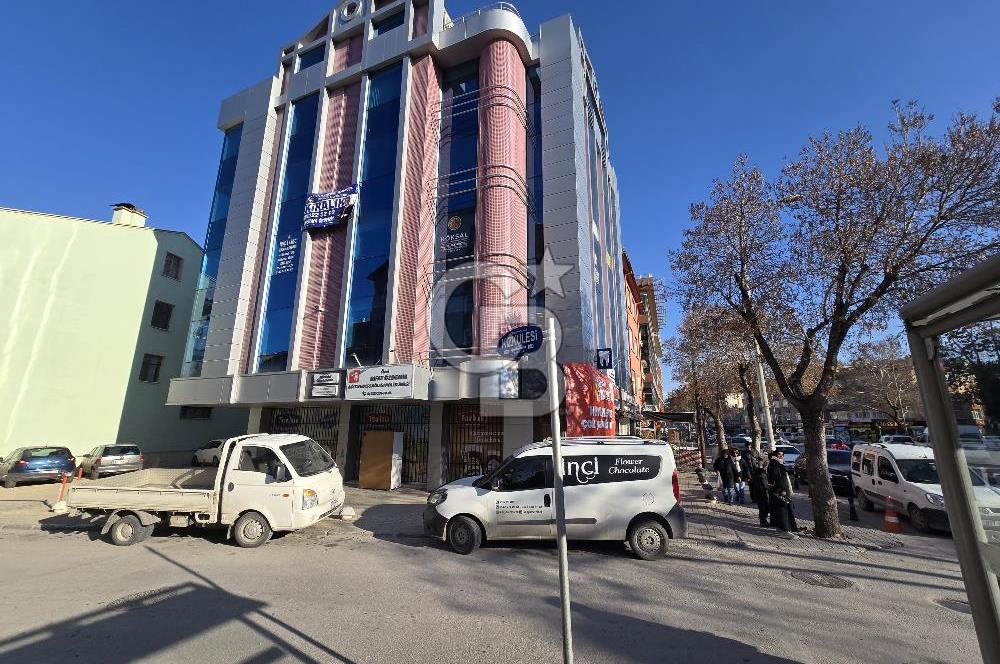 COLDWELL BANKER'DAN ŞEHRİN MERKEZİNDE KİRALIK OFİS