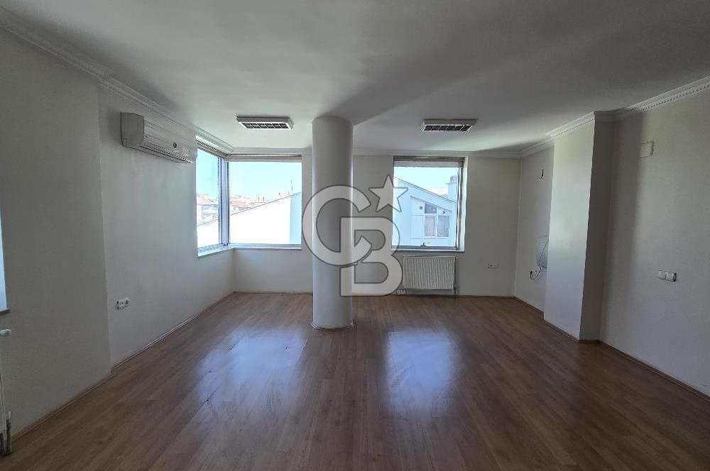 COLDWELL BANKER'DAN ŞEHRİN MERKEZİNDE KİRALIK OFİS