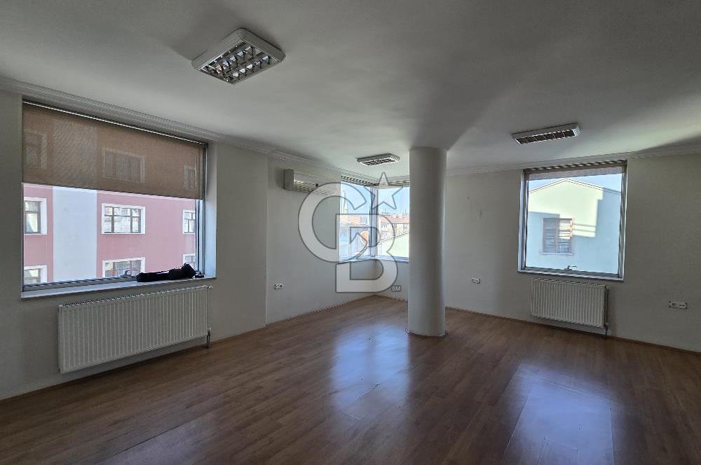 COLDWELL BANKER'DAN ŞEHRİN MERKEZİNDE KİRALIK OFİS