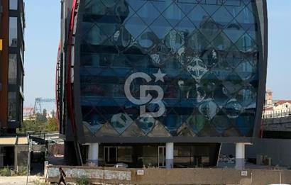 E-5 ÜZERİ 3.711 M2 KOMPLE KİRALIK PLAZA