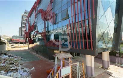 E-5 ÜZERİ 3.711 M2 KOMPLE KİRALIK PLAZA